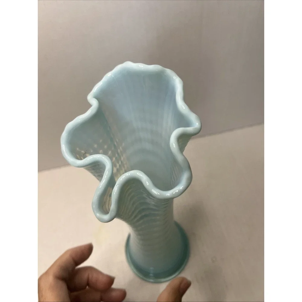 Vintage/Antique Ribbed Spiral Blue Opalescent  10